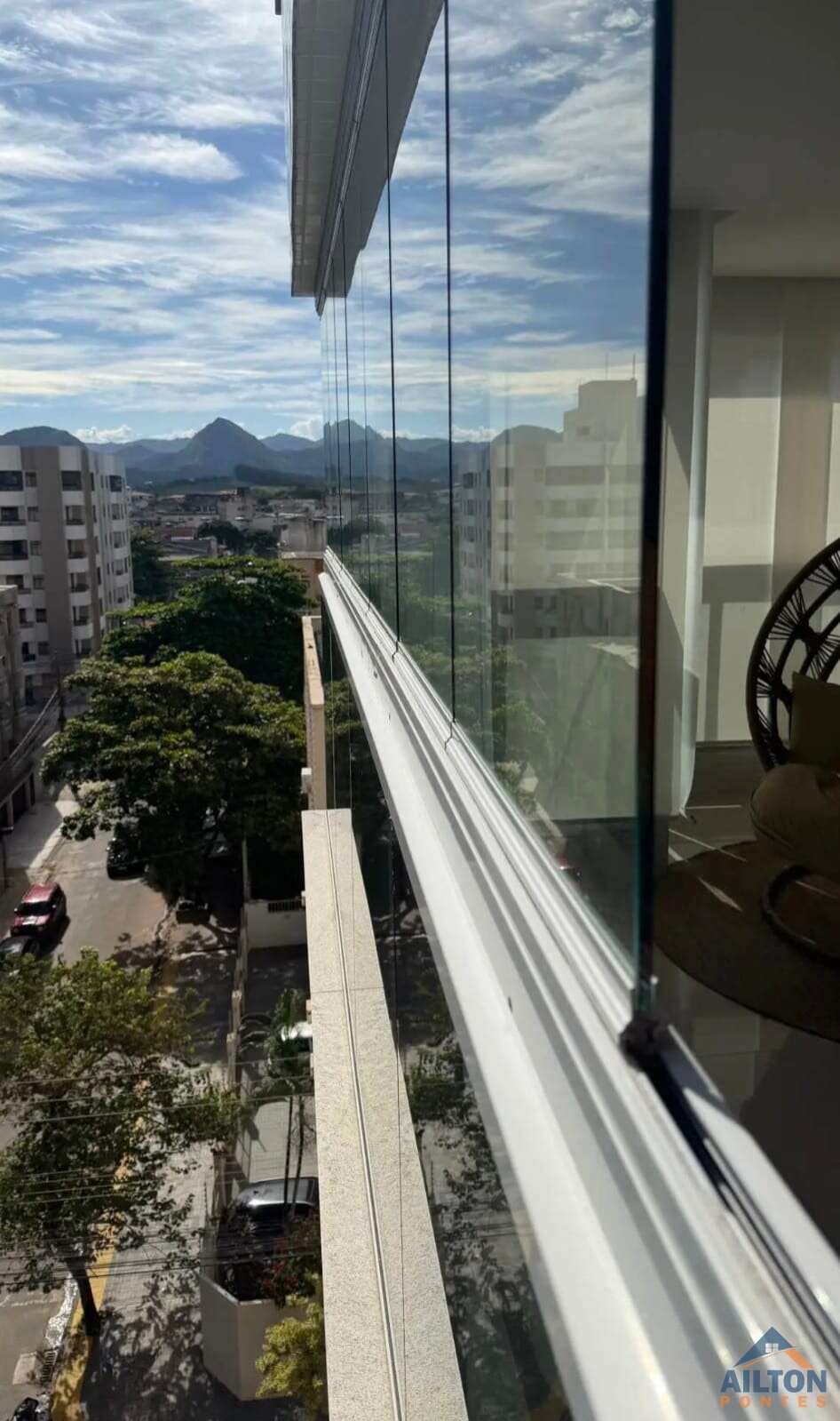  - Apartamento 3 Quartos p/ Locação Anual na Praia do Morro - Guarapari/ES