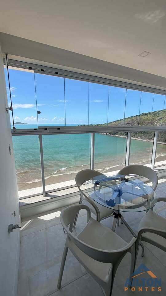  - Apartamento com 03 Quartos Mobiliado p/ Locação Anual de Frente p/ Mar na Praia da Cerca - Guarapari/ES