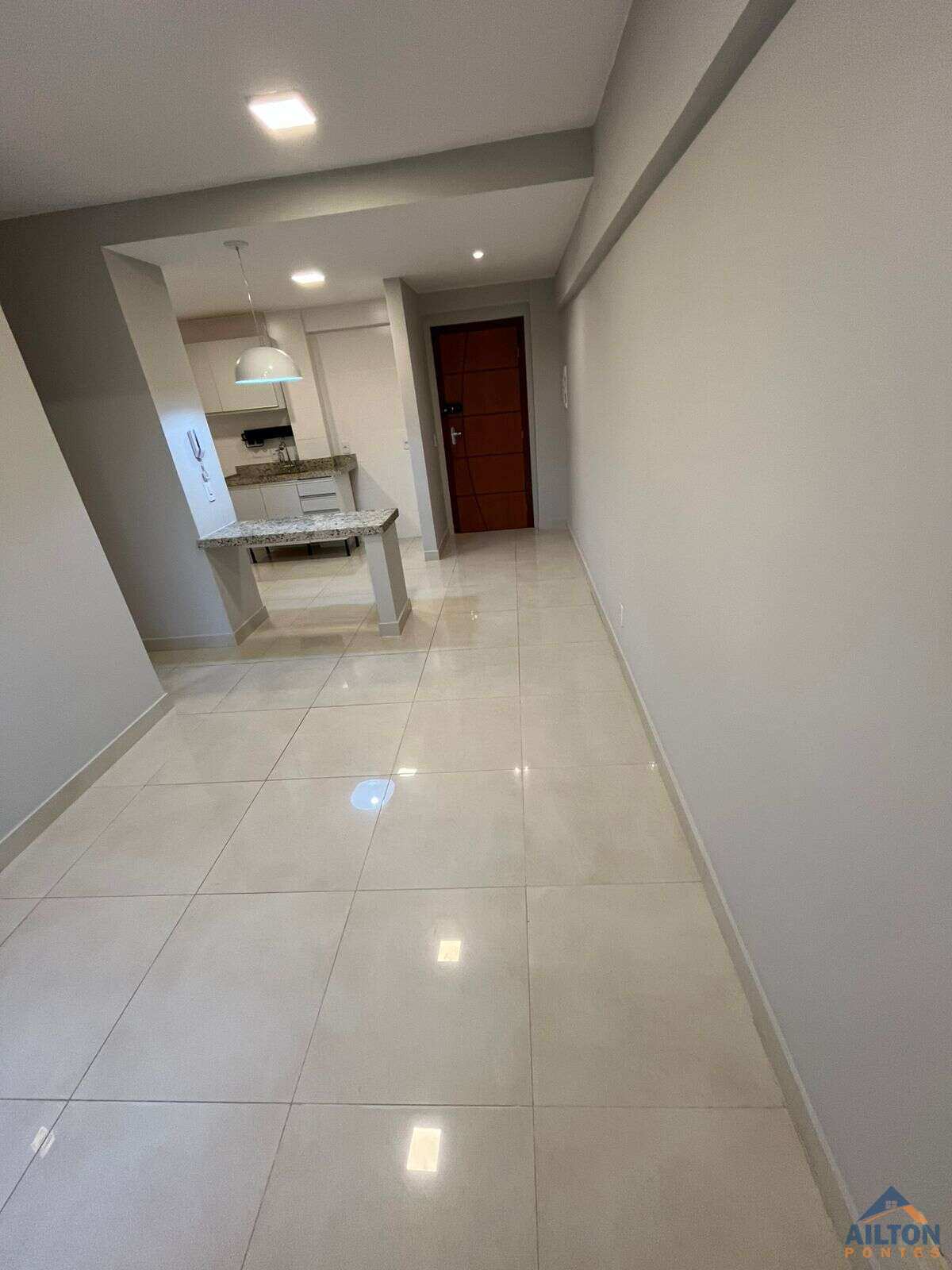  - Apartamento com 1 Quarto e Sala à Venda em Ipiranga - Guarapari/ES