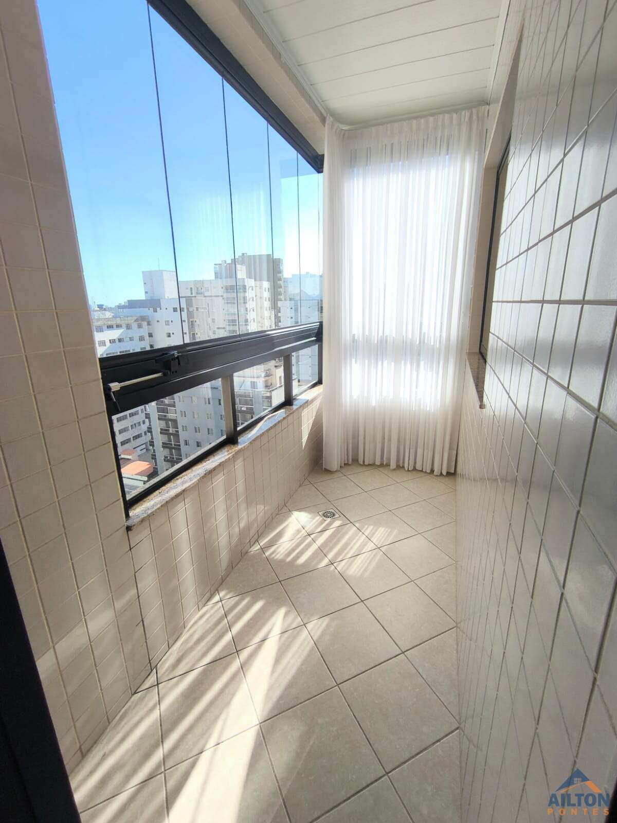 Apartamento à venda com 2 quartos, 80m² - Praia do Morro,Guarapari