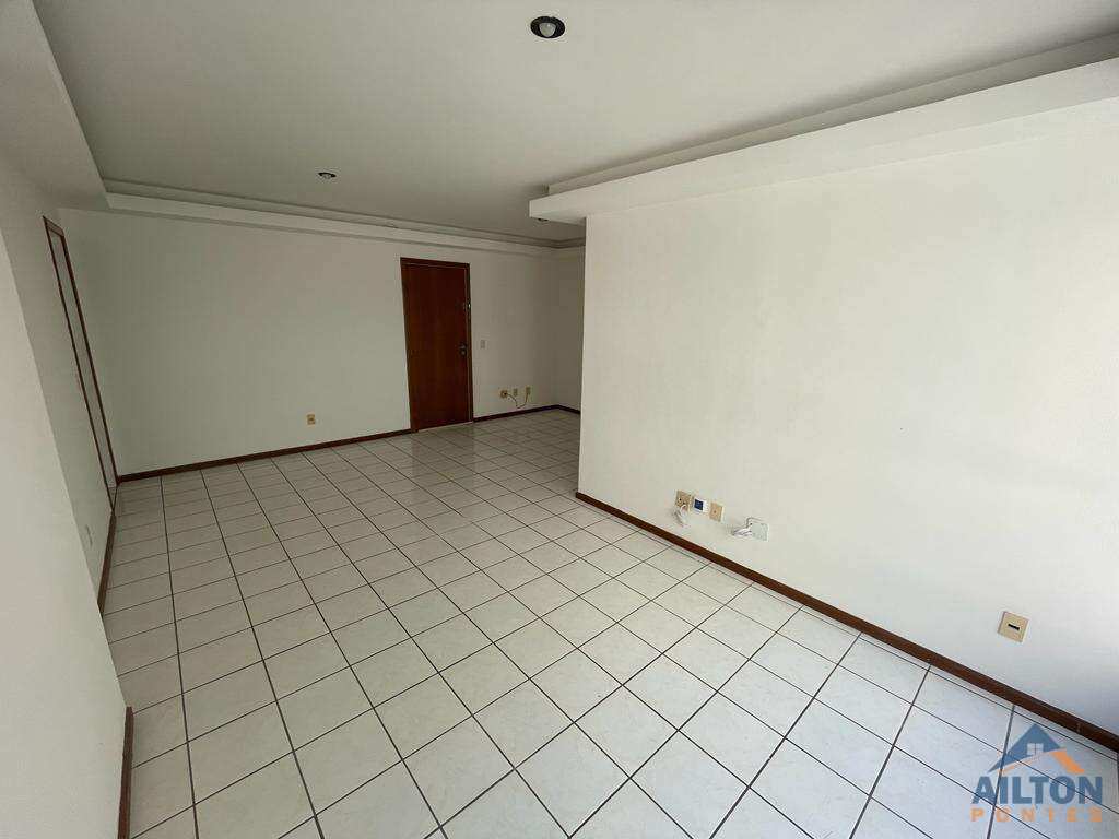  - Apartamento com 2 Quartos + Dependência Disponível p/ Locação Anual na Praia do Morro - Guarapari/ES