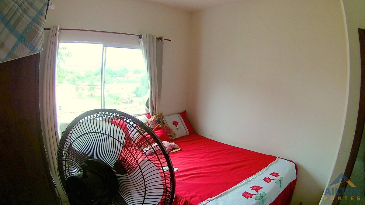 Casa à venda com 3 quartos, 96m² - Foto 18