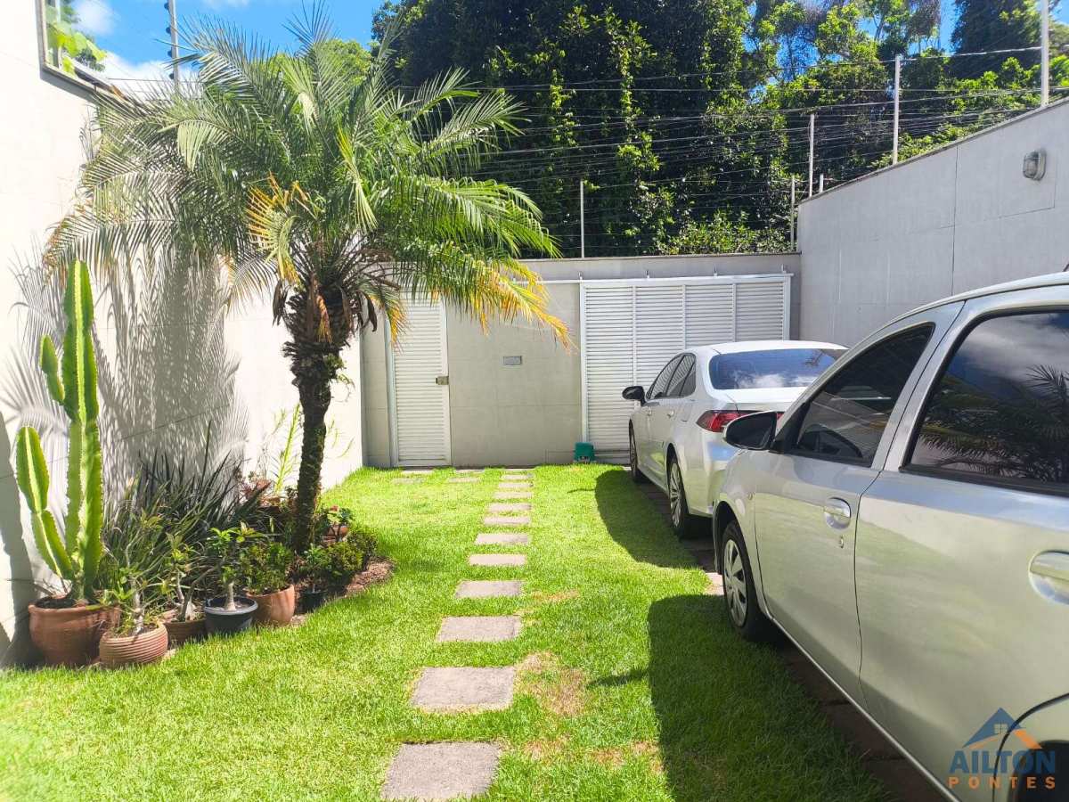  - Casa Duplex com 3 Quartos à Venda localizada a 700m do Mar em Maguinhos - Serra/ES