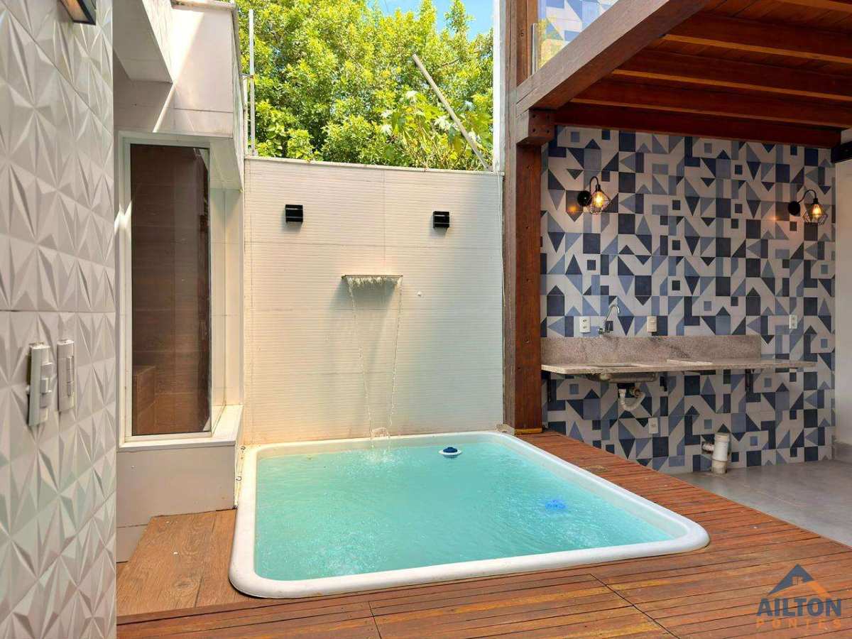  - Casa Duplex com 4 Quartos c/ Suíte Master à Venda em jardim Boa Vista - Guarapari-ES