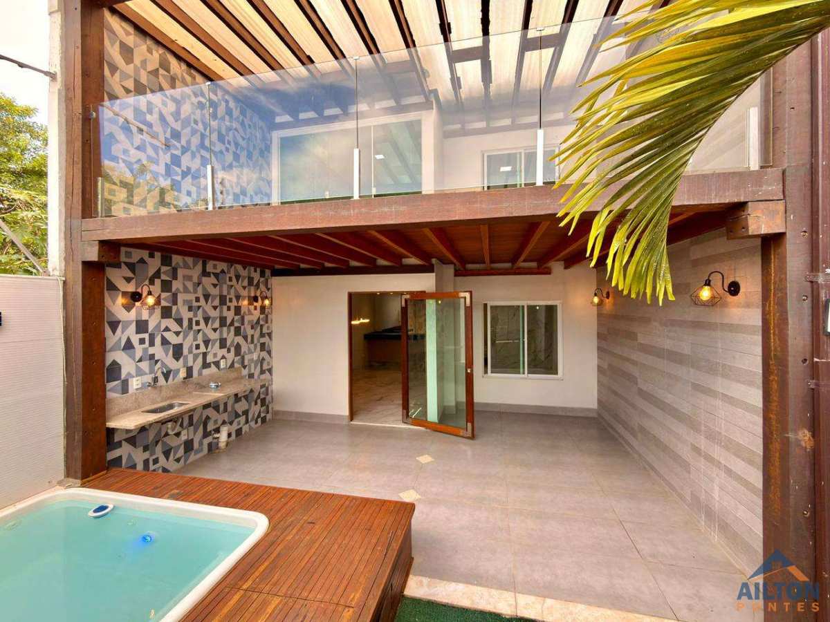 Casa à venda com 4 quartos, 219,87m² - Jardim Boa Vista,Guarapari