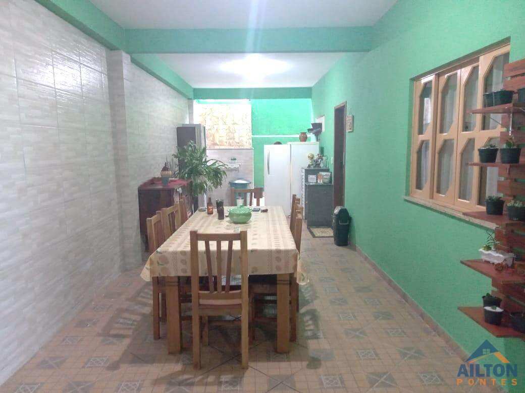 Casa à venda com 2 quartos, 95m² - Praia do Morro,Guarapari