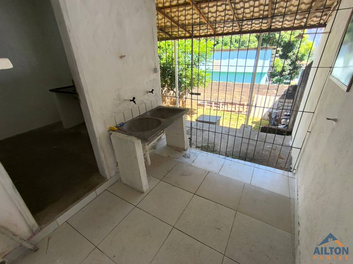 Casa à venda com 2 quartos, 75m² - Foto 19