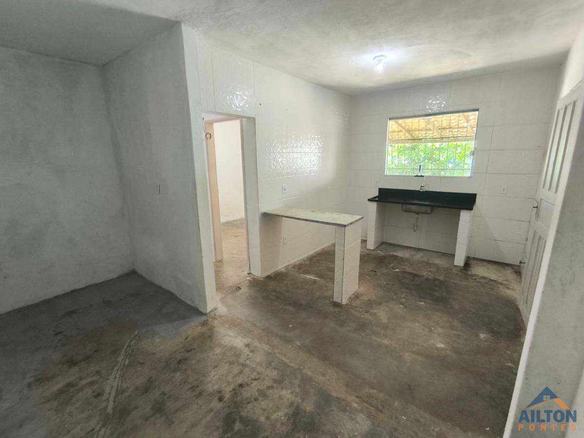 Casa à venda com 2 quartos, 75m² - Foto 15