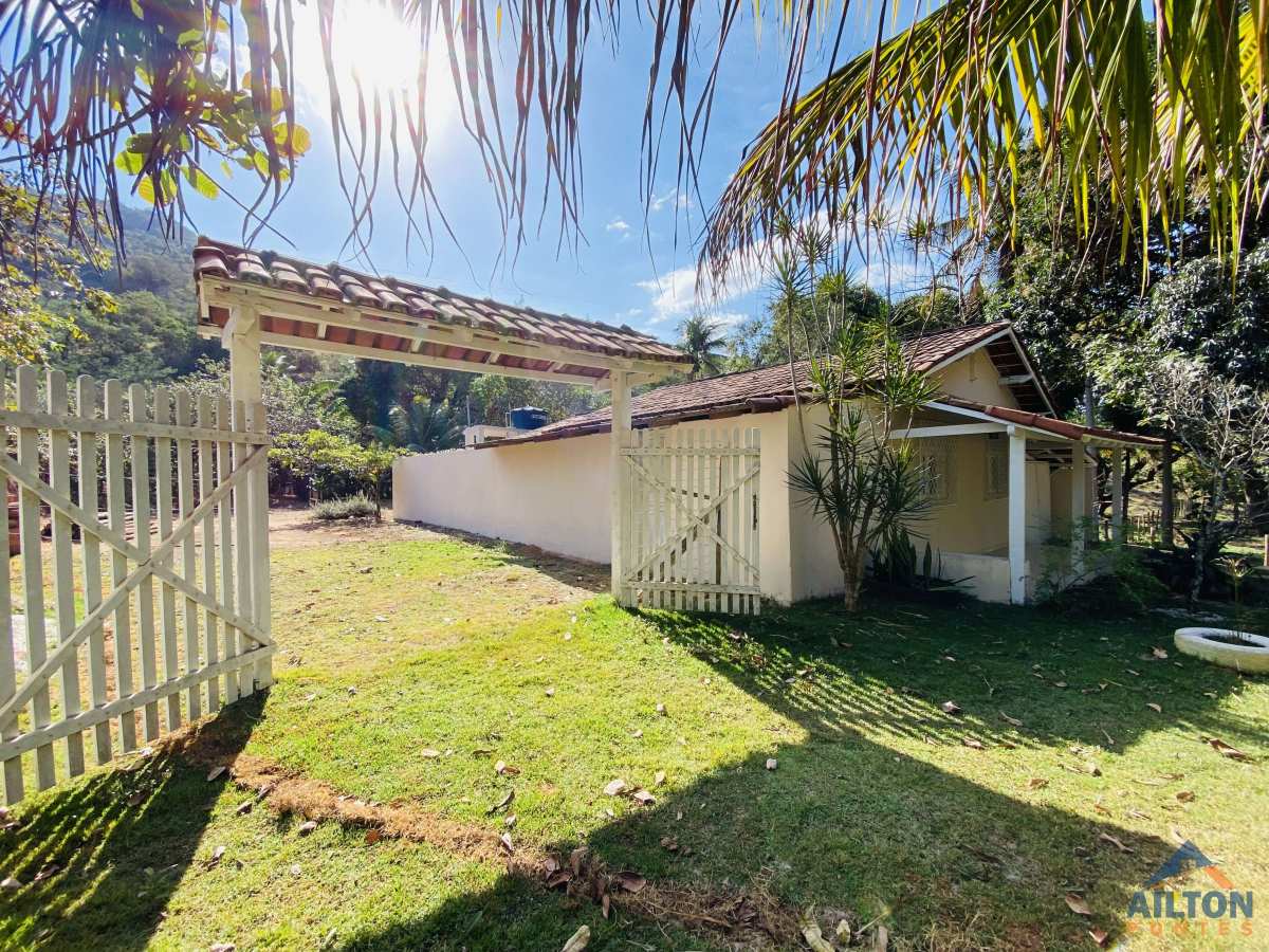  - Casa Linear com 2 Quartos para Locação Anual em Iguape -  Guarapari/ES