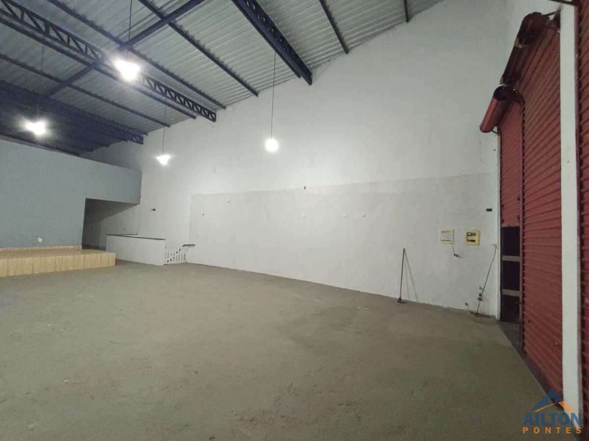 - Galpão Comercial com 360m² para Locação no Bairro Perocão - Guarapari/ES