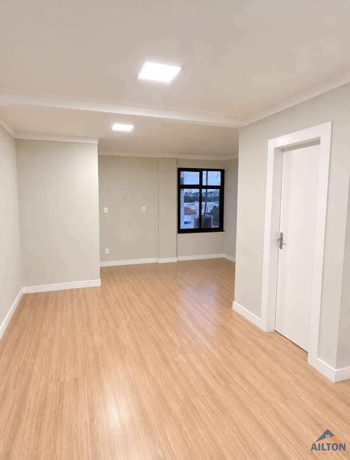  - Loja Comercial para Locação no Centro de Guarapari/ES